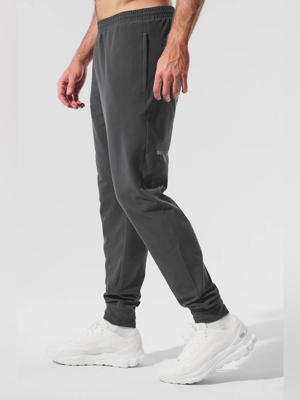 Alo Yoga Conquer Max Performance Jogger size S NWT - Picture 7 of 7
